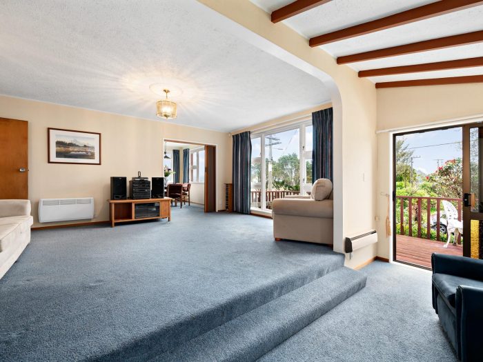 7 Turville Crescent, Newlands, Wellington, 6037, New Zealand