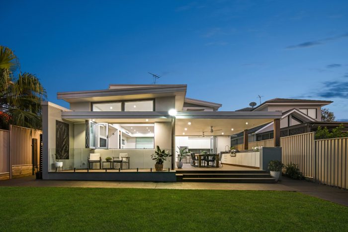 76 Kingsway, Beverly Hills NSW 2209, Australia