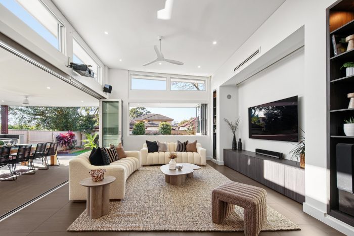 76 Kingsway, Beverly Hills NSW 2209, Australia