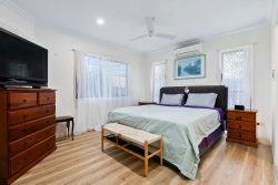 14 Lockerbie Ct, Kawungan QLD 4655, Australia