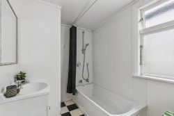 3 Angus Avenue, Berhampore, Wellington, 6023, New Zealand