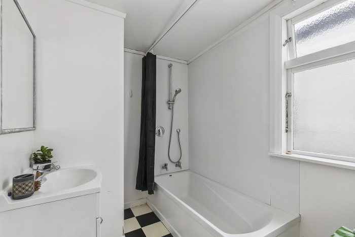 3 Angus Avenue, Berhampore, Wellington, 6023, New Zealand