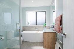 31 Boeing Way, Newlands, Wellington, 6037, New Zealand