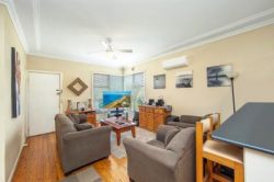 4 MacKenzie Ave, Woy Woy NSW 2256, Australia