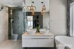 30 Malachi Dr, Kingston TAS 7050, Australia