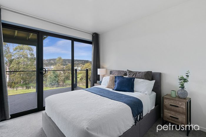 30 Malachi Dr, Kingston TAS 7050, Australia