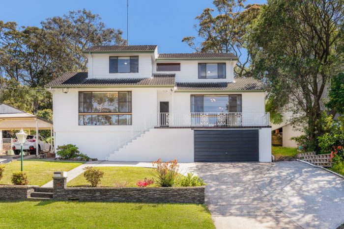 21 Moyran Parade, Grays Point NSW 2232, Australia