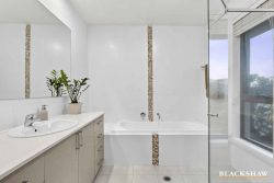 37 Olive Pink Cres, Banks ACT 2906, Australia