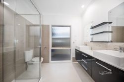 12 Pastoral Pl, Sydenham VIC 3037, Australia