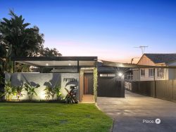 15 Turner St, Scarborough QLD 4020, Australia