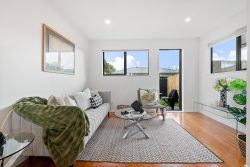 41 Red Arches Road, Henderson, Waitakere City, Auckland, 0612, New Zealand