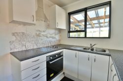 96 South Road, The Glen, Dunedin, Otago, 9011, New Zealand