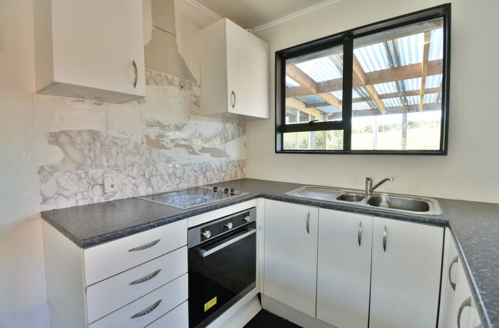 96 South Road, The Glen, Dunedin, Otago, 9011, New Zealand