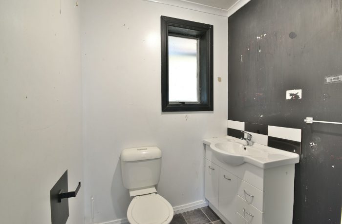 96 South Road, The Glen, Dunedin, Otago, 9011, New Zealand