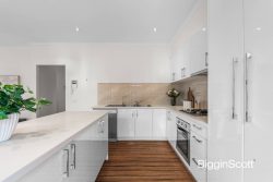 Unit 9/36 Kathryn Rd, Knoxfield VIC 3180, Australia