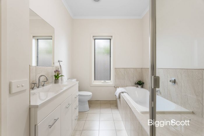 Unit 9/36 Kathryn Rd, Knoxfield VIC 3180, Australia