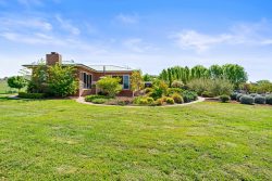 959 Spring Range Rd, Springrange NSW 2618, Australia