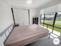 31 Tulipwood Cct, Boyne Island QLD 4680, Australia