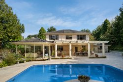 15 Tuscany Rise, Templestowe VIC 3106, Australia