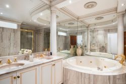 15 Tuscany Rise, Templestowe VIC 3106, Australia