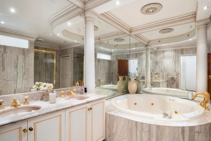 15 Tuscany Rise, Templestowe VIC 3106, Australia