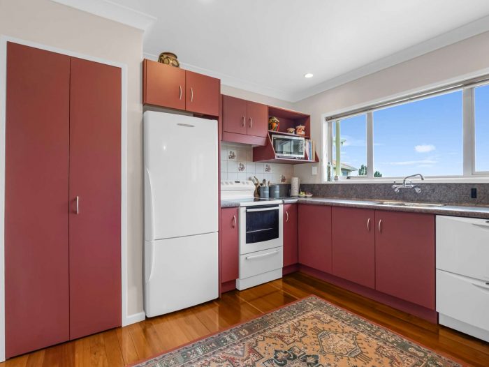 30 Russell Crescent, Western Heights, Rotorua, Bay Of Plenty, 3015, New Zealand