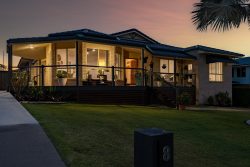 8 Windjammer Cct, River Heads QLD 4655, Australia