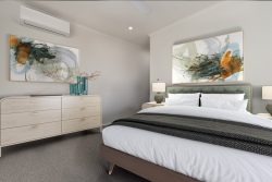 8 Windjammer Cct, River Heads QLD 4655, Australia