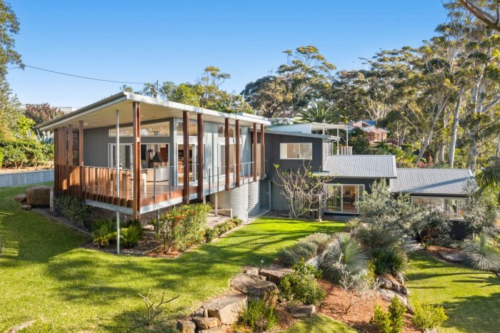 38 Endeavour Dr, Avoca Beach NSW 2251, Australia