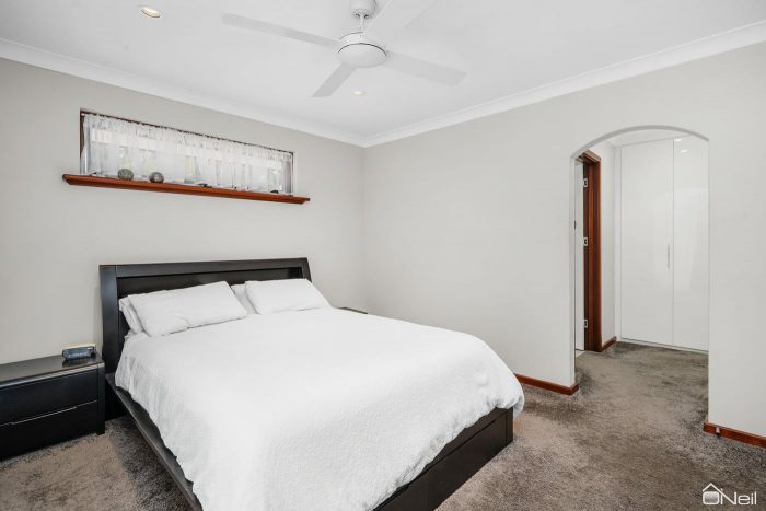 1 Barbigal Rd, Roleystone WA 6111, Australia