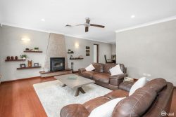 1 Barbigal Rd, Roleystone WA 6111, Australia