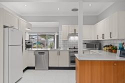66 Britannia St, Umina Beach NSW 2257, Australia