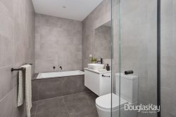 Unit 2/46 Burns St, Maidstone VIC 3012, Australia