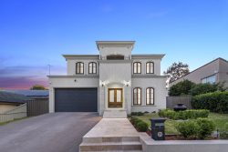 7 Burraga Ave, Terrey Hills NSW 2084, Australia