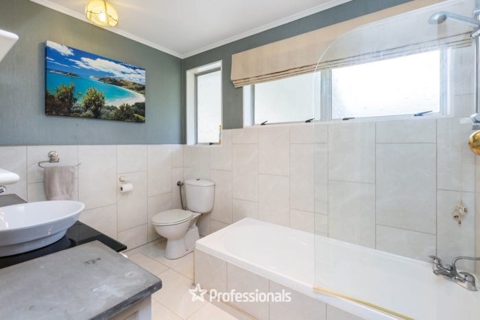 169 California Drive, Totara Park, Upper Hutt, Wellington, 5018, New Zealand