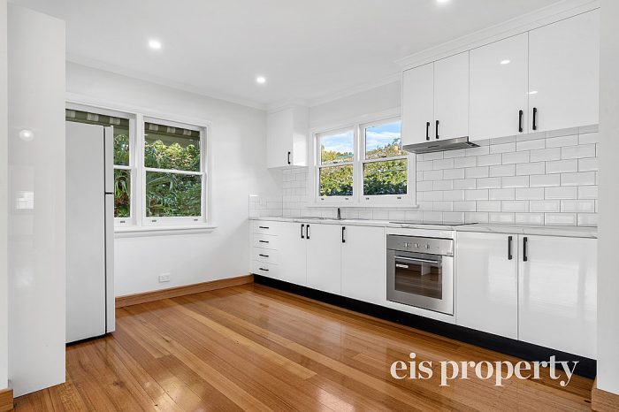 253 Cambridge Rd, Warrane TAS 7018, Australia