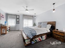 2 Cardell St, Maddingley VIC 3340, Australia
