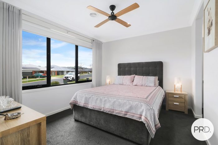 4 Cromwell Rd, Leneva VIC 3691, Australia