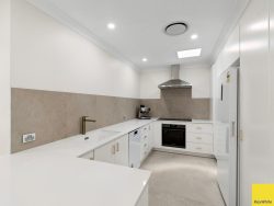 12 Dale St, Avondale NSW 2530, Australia