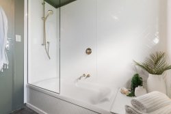 24 Diamond Street, Carterton, Wellington, 5713, New Zealand