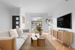 Unit 1/17 Dove St, West Footscray VIC 3012, Australia