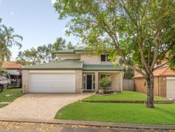 16 Esk Pl, Kallangur QLD 4503, Australia