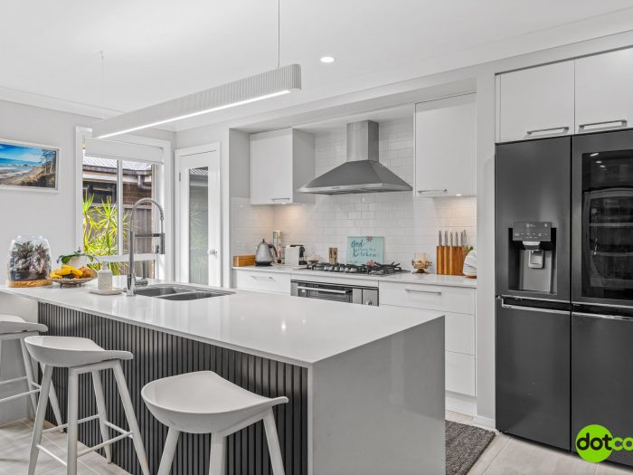 41 Fairmont Boulevarde, Hamlyn Terrace NSW 2259, Australia