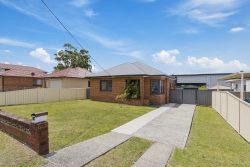 13 First Ave S, Warrawong NSW 2502, Australia