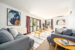 26 Guadeloupe Crescent, Grenada Village, Wellington, 6037, New Zealand