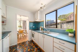 26 Guadeloupe Crescent, Grenada Village, Wellington, 6037, New Zealand