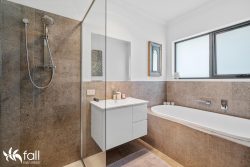 33 Hillview Dr, Margate TAS 7054, Australia