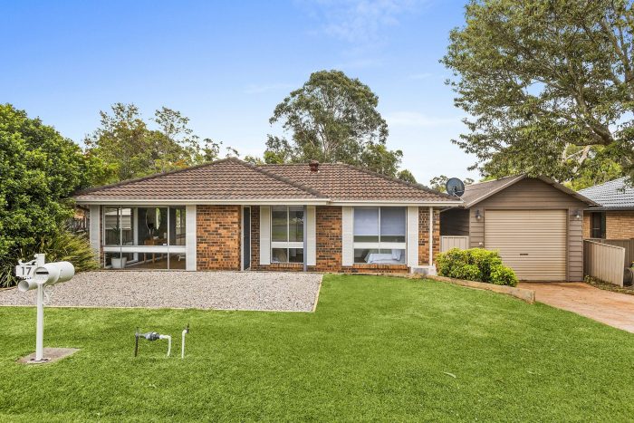 17 Fraser Cres, Albion Park NSW 2527, Australia
