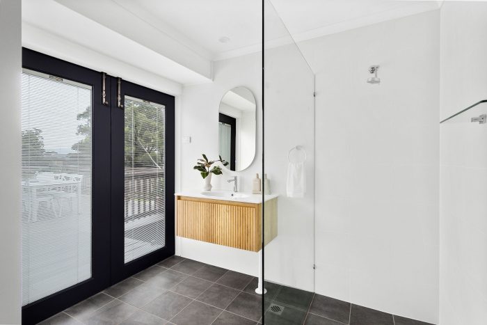 17 Fraser Cres, Albion Park NSW 2527, Australia