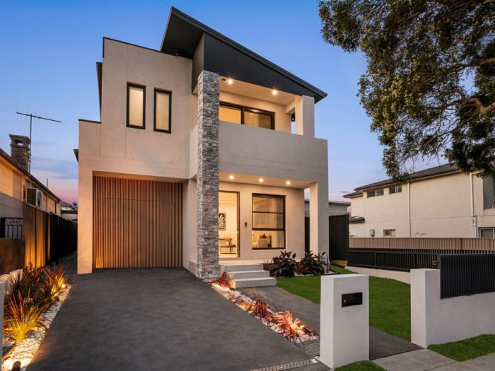 25 Omaha St, Belfield NSW 2191, Australia